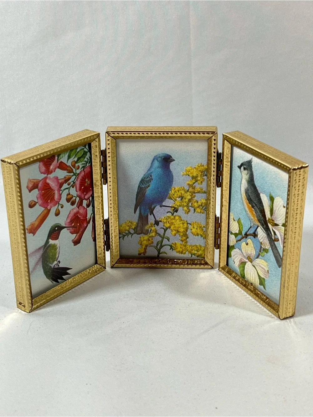 Vintage Birds in Tri-Fold Frame Photo Picture Brass Hinged 3.25x2.25
